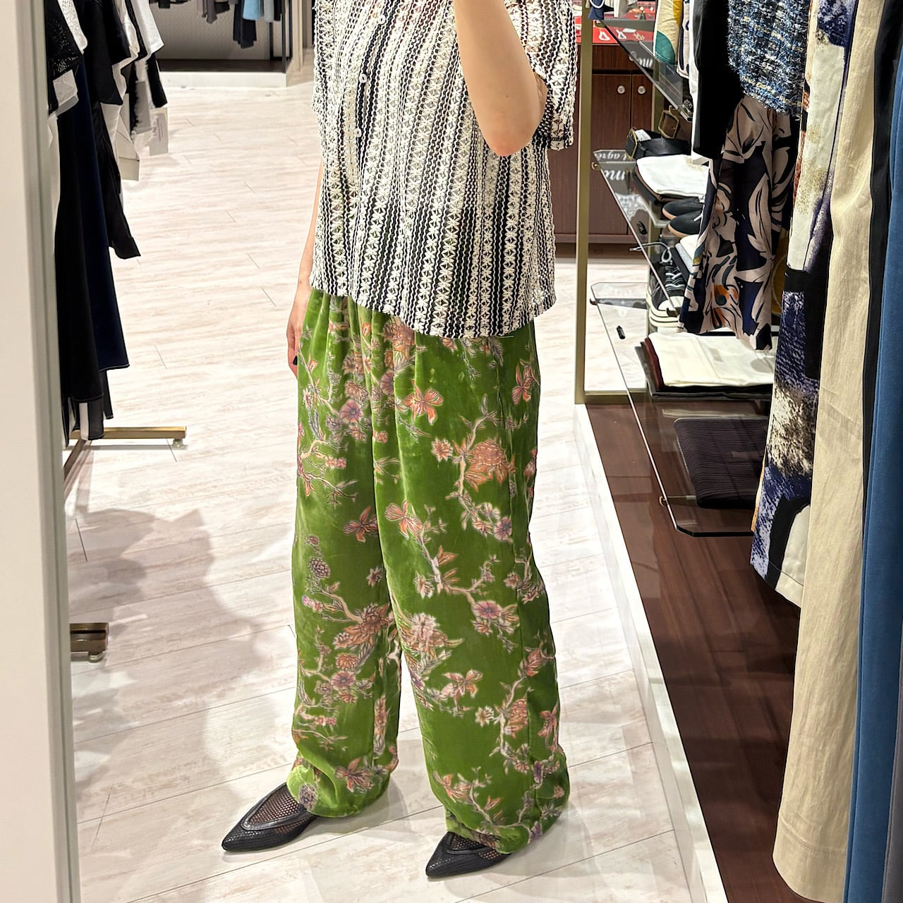 シアーベロアボタニカルパンツ