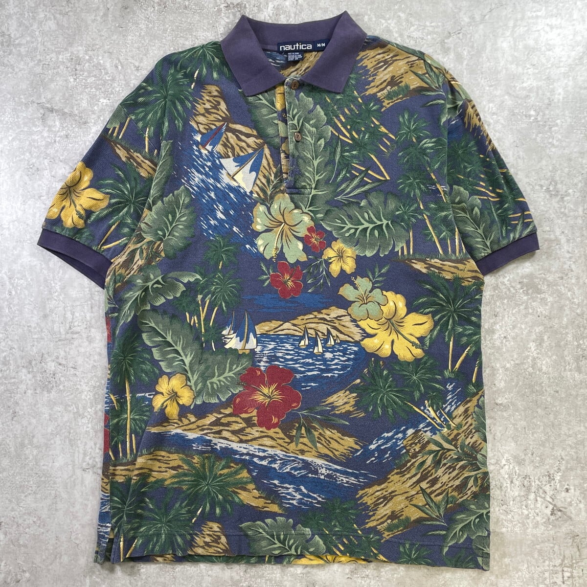 古着　ユーロデザイン柄ポロシャツ　ヨーロッパ古着　ビンテージ　80s 90s VINTAGE ポロシャツ 「ヴィンテージ古着」90's IZOD / アイゾッド 刺繍