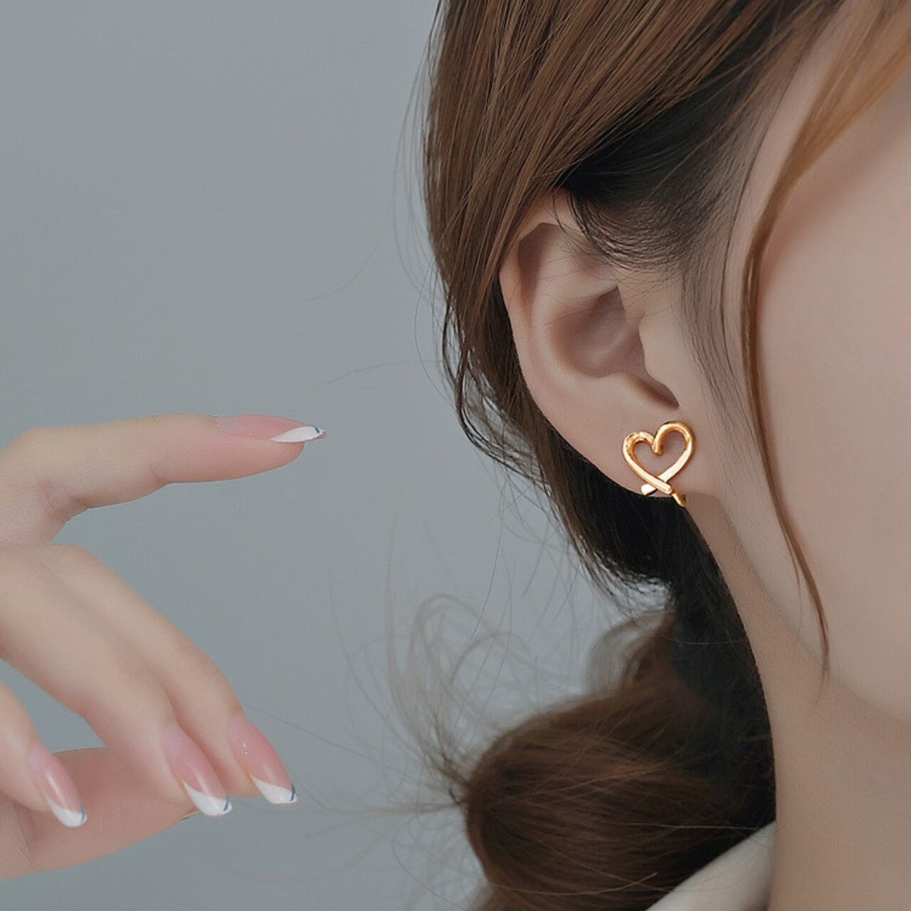 gold heart clip earrings A-00230