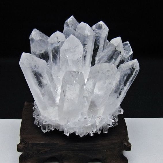 水晶 クラスター 水晶 原石 台座付属 一点物 おまかせ便 182-8584