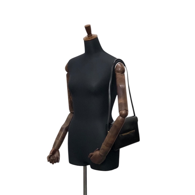 LOEWE ロエベ ショルダーバッグ ブラック ロゴ レザー vintage ヴィンテージ オールド unjut8