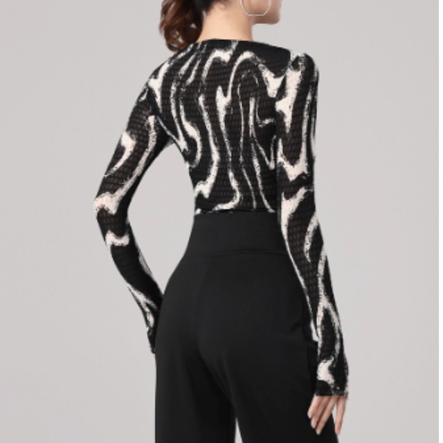 プリントデザイン ロングスリーブ トップス ds0818