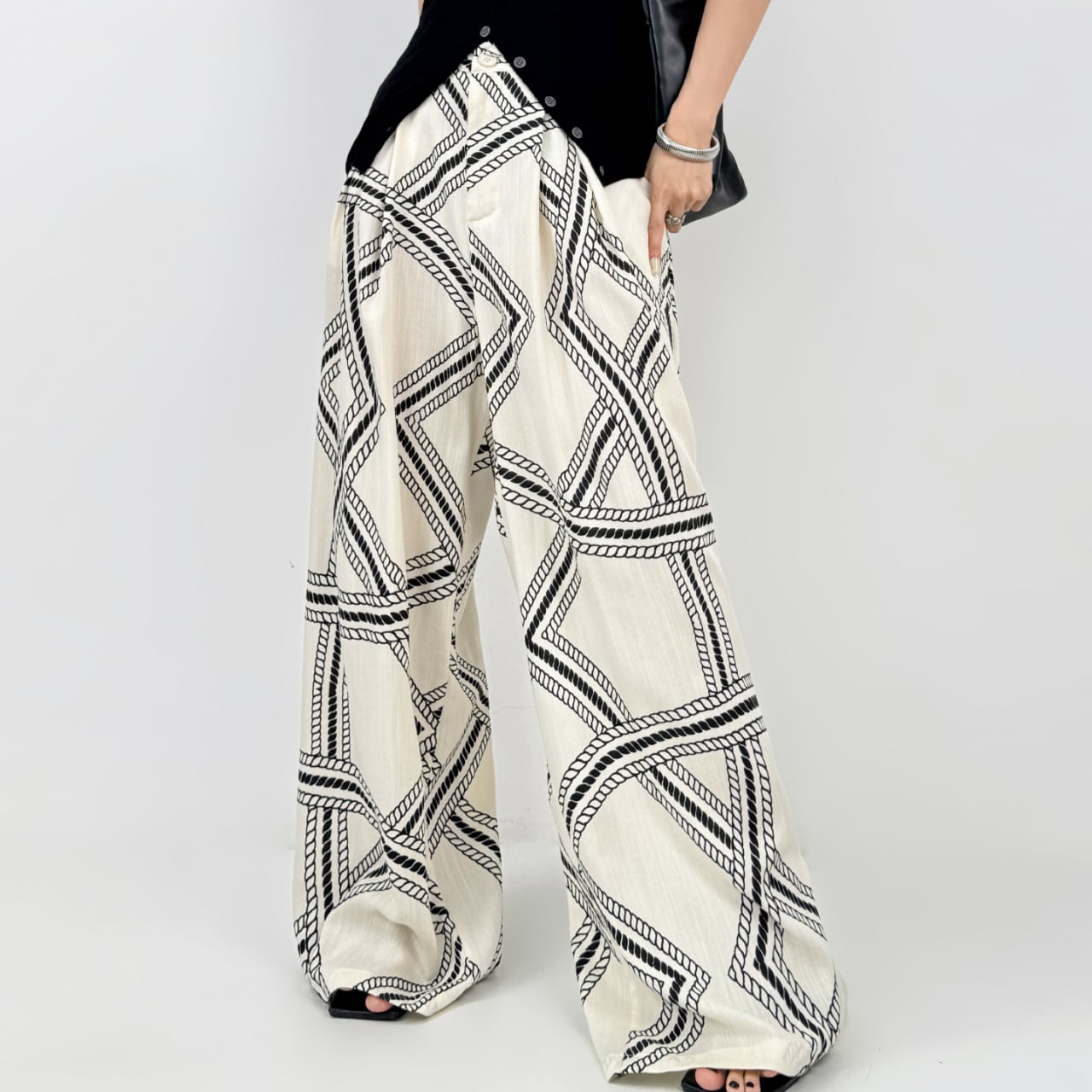 幾何学模様ワイドレッグパンツR1179