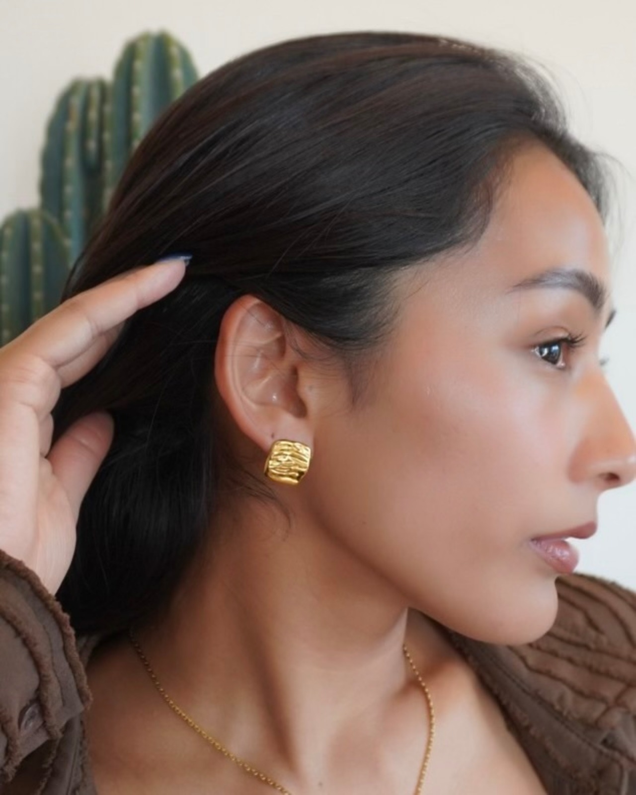 Golden Scone Studs