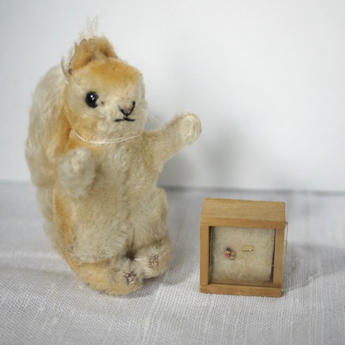 こめつぶこけし　米粒アート　極小ミニチュア　日本