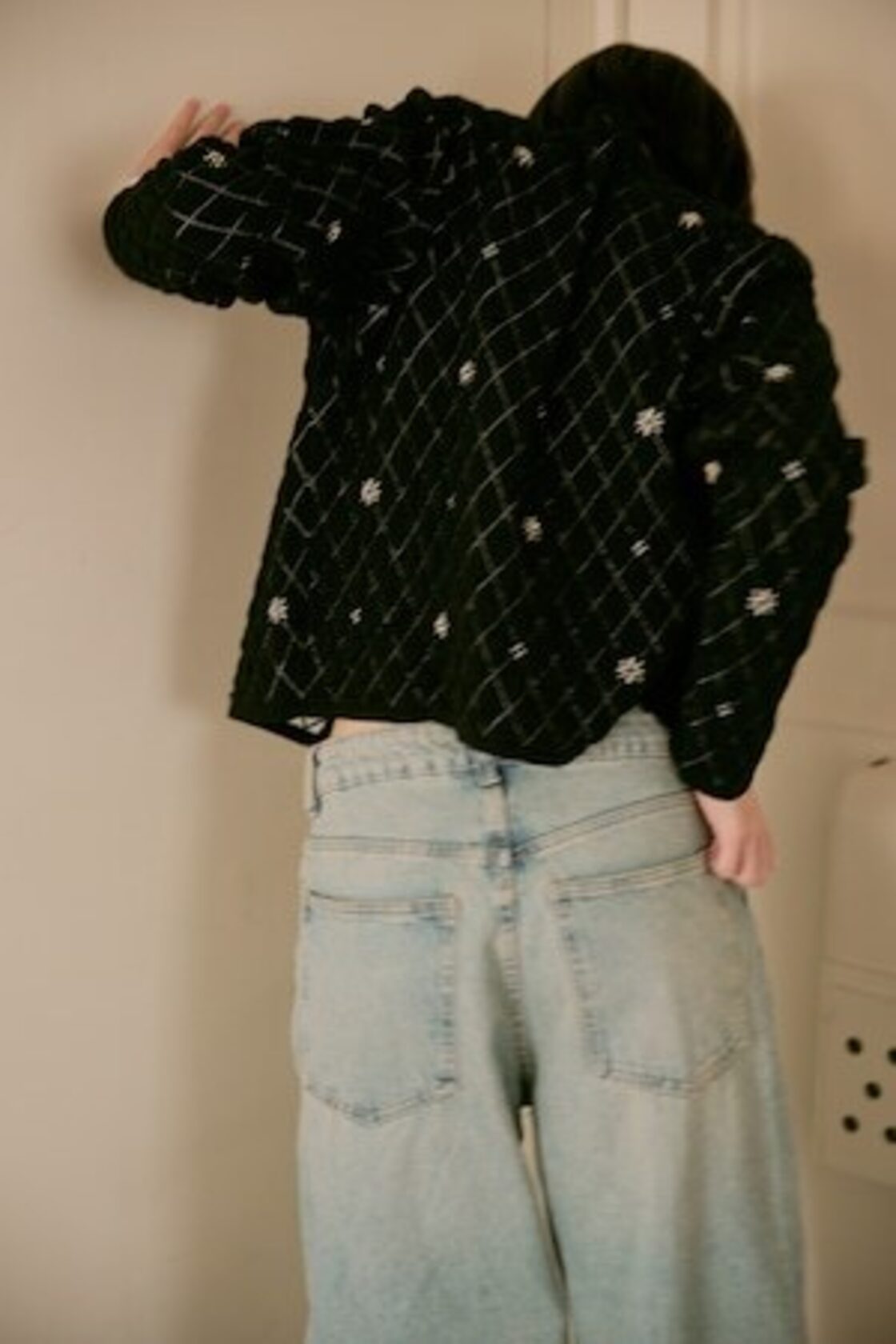 TGOR】Quilting flower beads cardigan | Pay ID