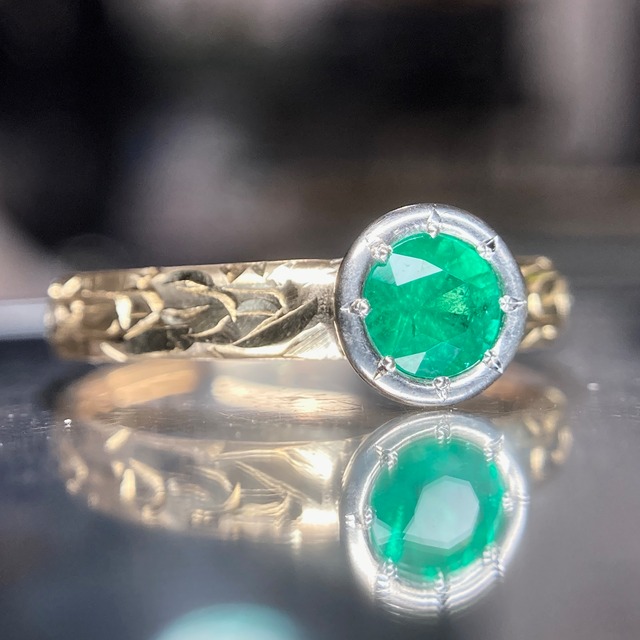 LM7280  K10/Pt900エメラルドリング