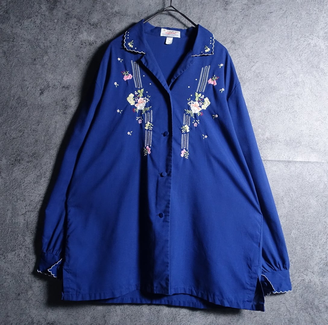 Blue Flower Motif Design Shirt