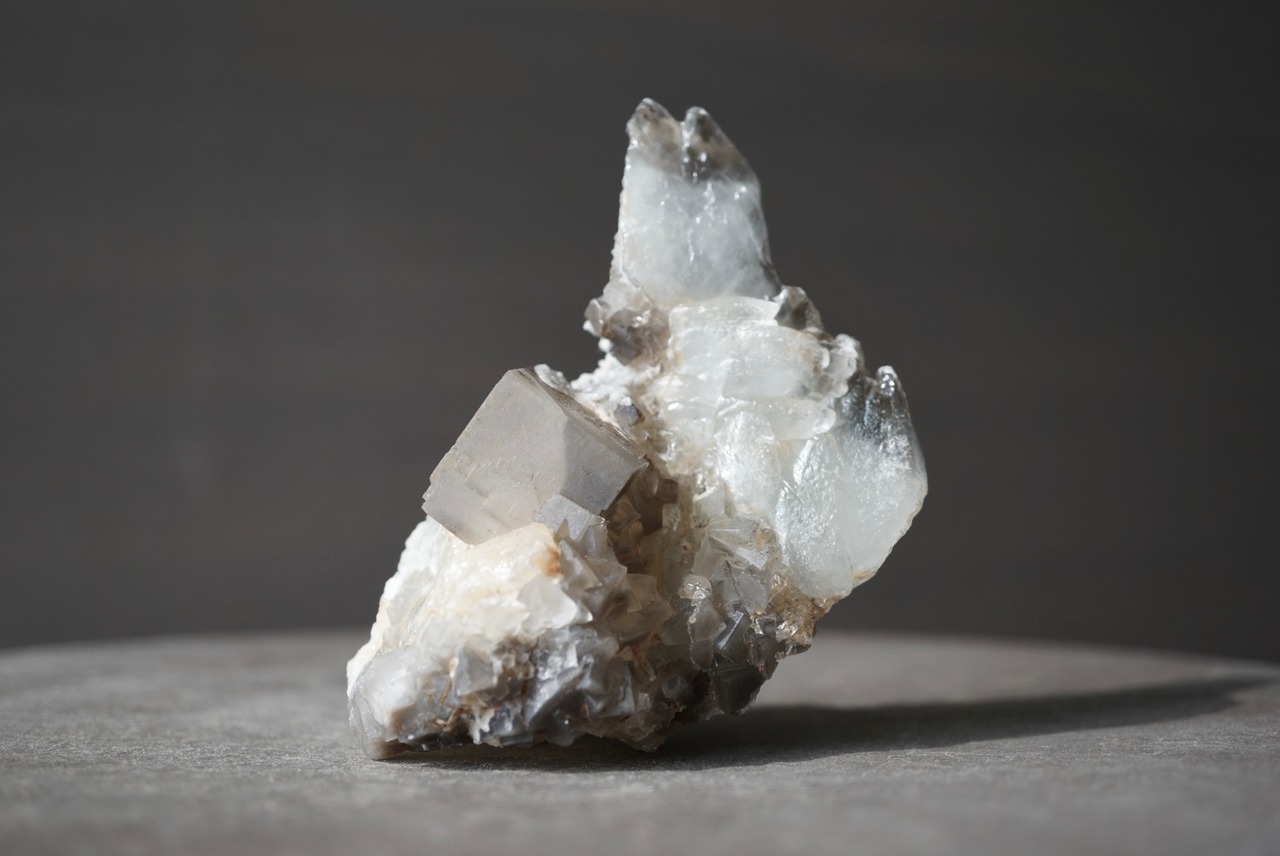 パキスタン産キュービックフローライト/カルサイト Fluorite / Calcite 1280