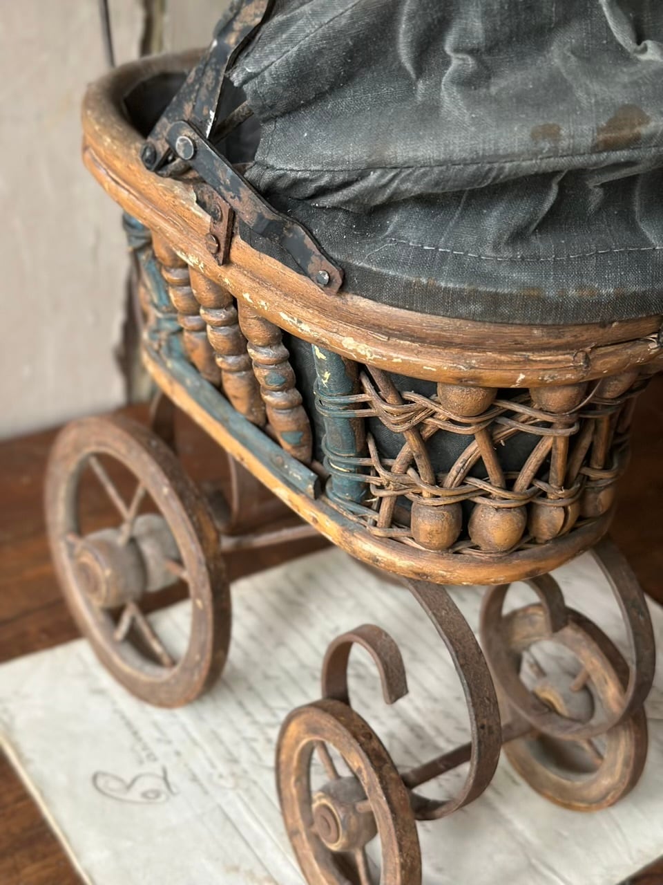 19世紀末 ドール用ベビーカー 乳母車 | Brocante de La Cocotte