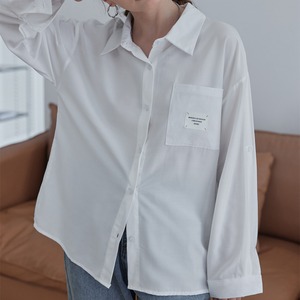 thin simple white bottled shirt