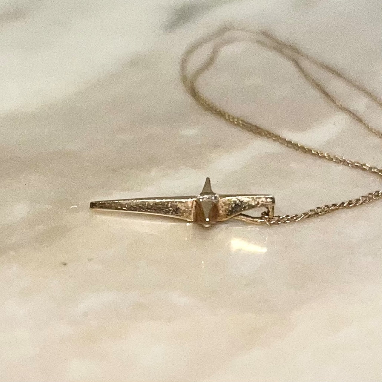 vintage 18ct gold cross necklace set with diamond