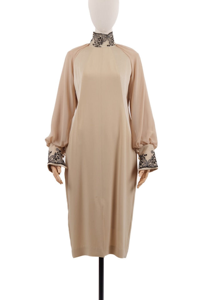 EMBROIDERED LACE COMB DRESS / BGE