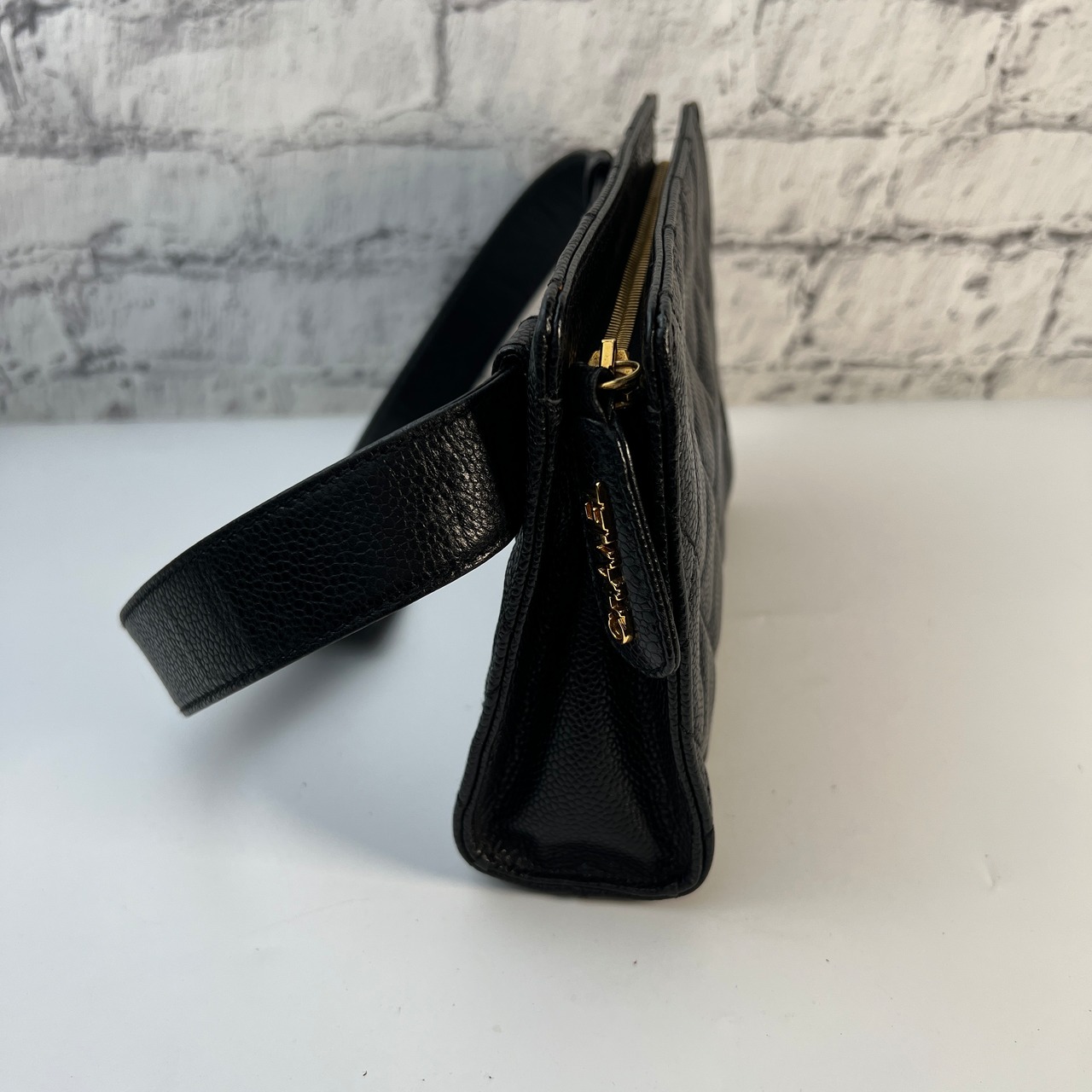 【最終処分SALE】CHANEL シャネル マトラッセ  キャビアスキン その他バッグ ブラック A-9133