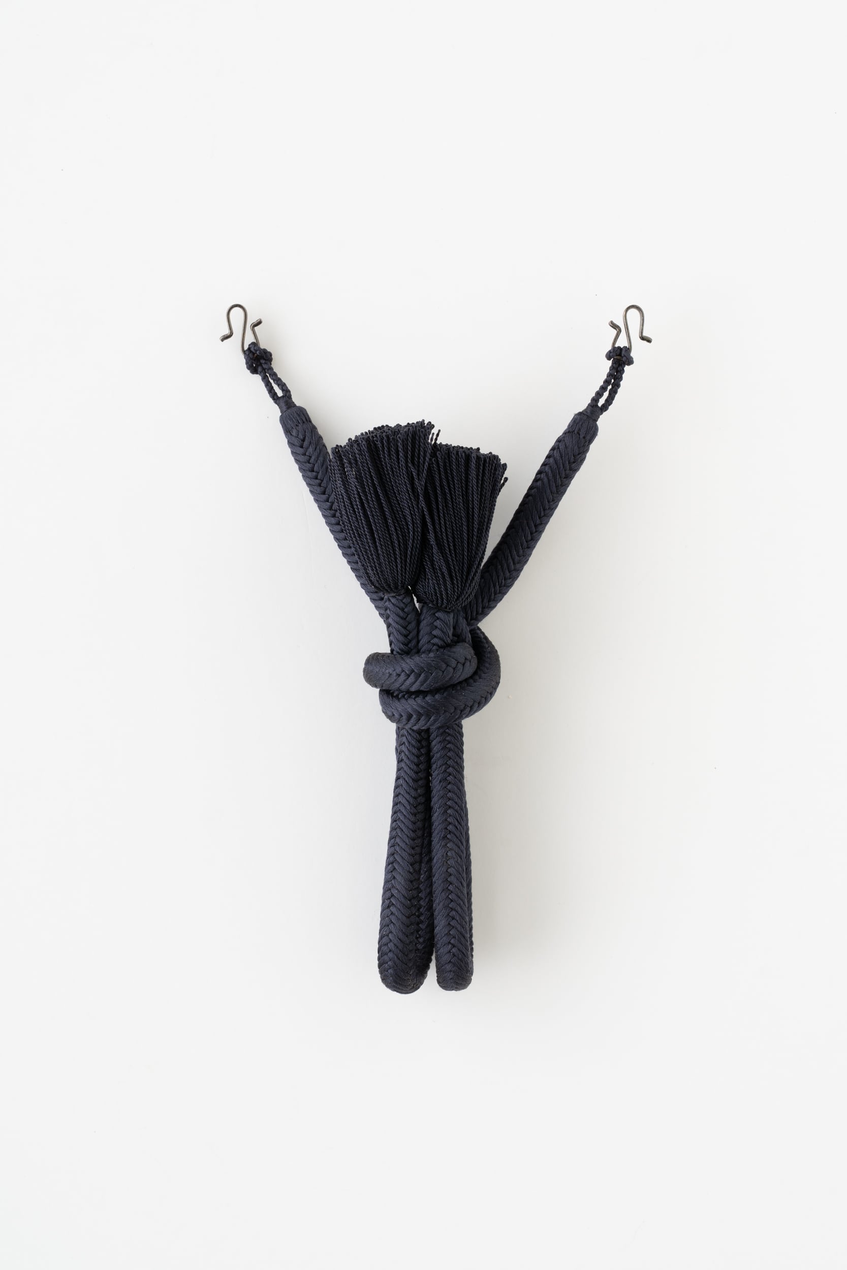 羽織紐 / 伊賀組紐 / 洋角組 / NAVY | Y. & SONS ONLINE STORE