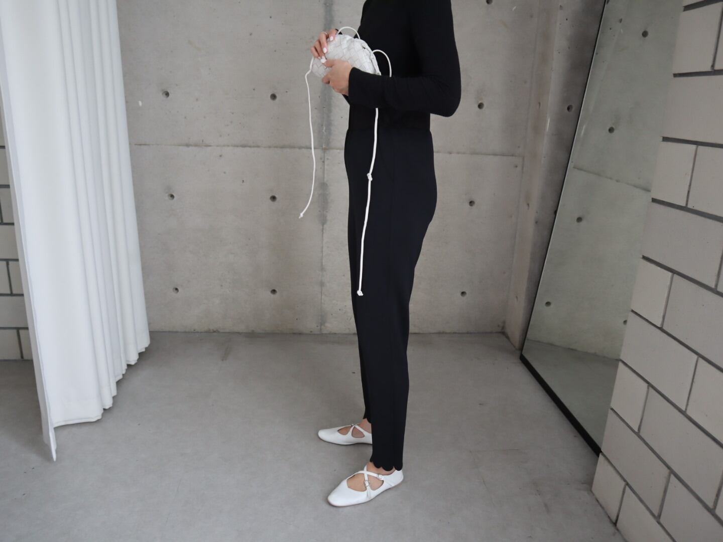 eLLa slit scallop leggings pants\n¥17,050