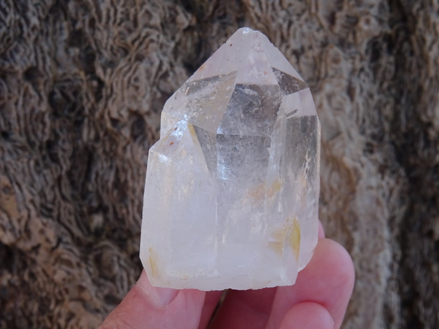 ラオスクォーツ | 虹石屋