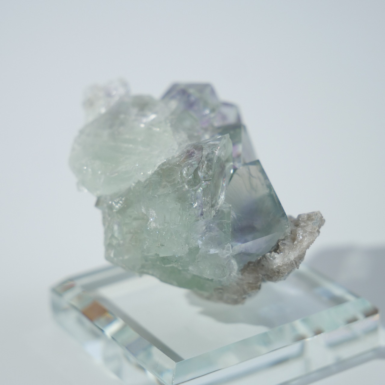 シャンファーリン産 フローライト / スモーキークォーツ / 原石 標本