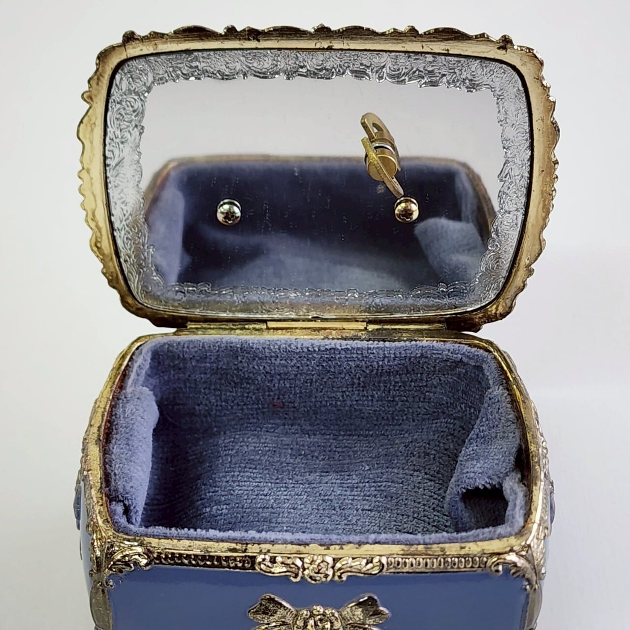 【新品未使用・ヴィンテージ】Sankyo オルゴール ジュエリーボックス　箱付き 三協 オルゴールジュエリーBox | アンティーク家具と喫茶