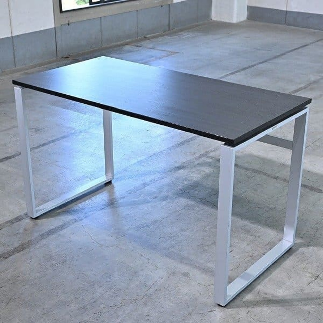 オカムラ 10万「LINTO/リント」デスクシステム オフィス 在宅ワーク 作業 グッドデザイン賞 okamura 【中古家具/中古インテリア/USED家具ユーズド家具/リサイクル】