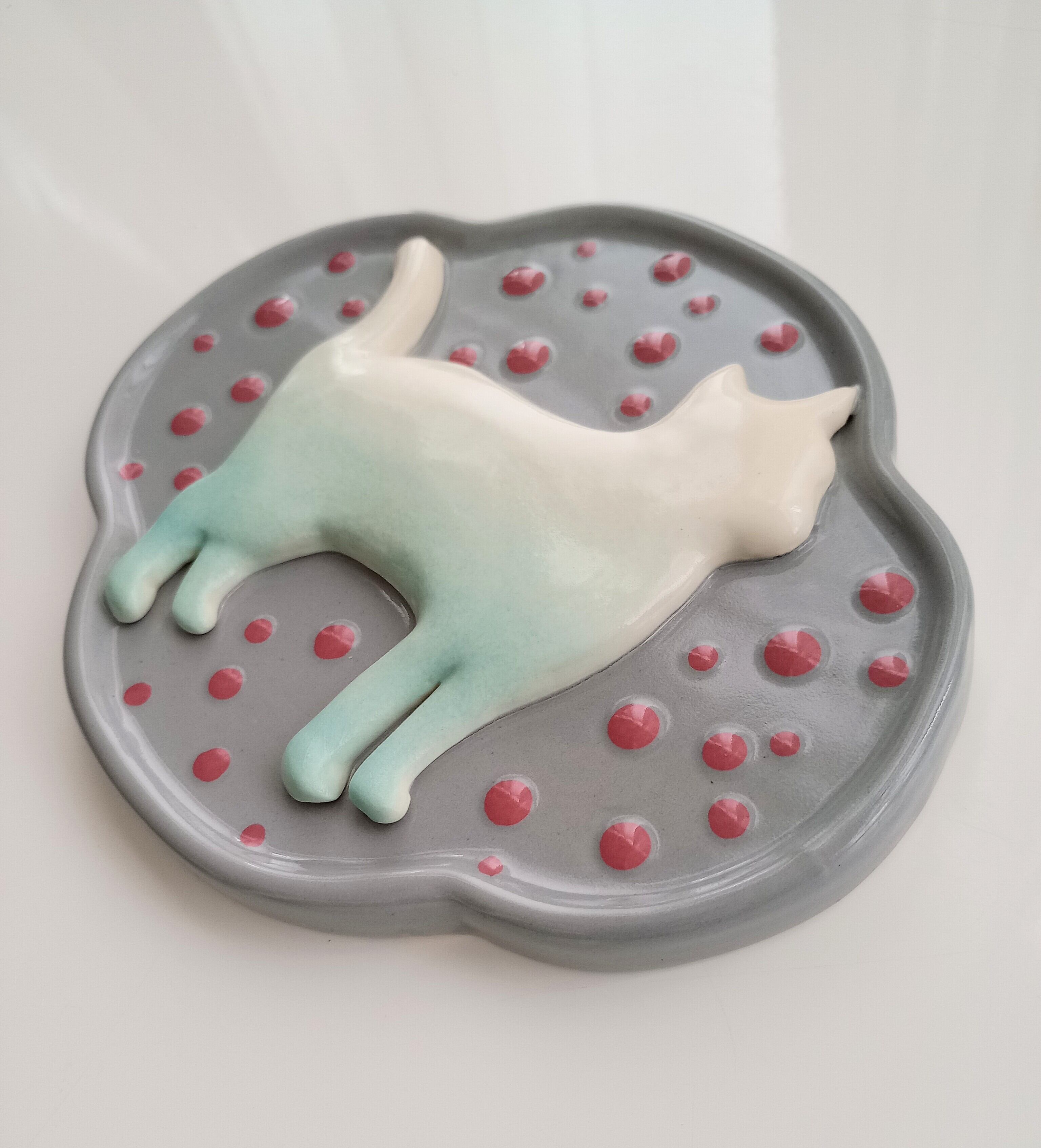 境界の猫 壁飾り 陶器 オブジェ ウォールデコ | gizli