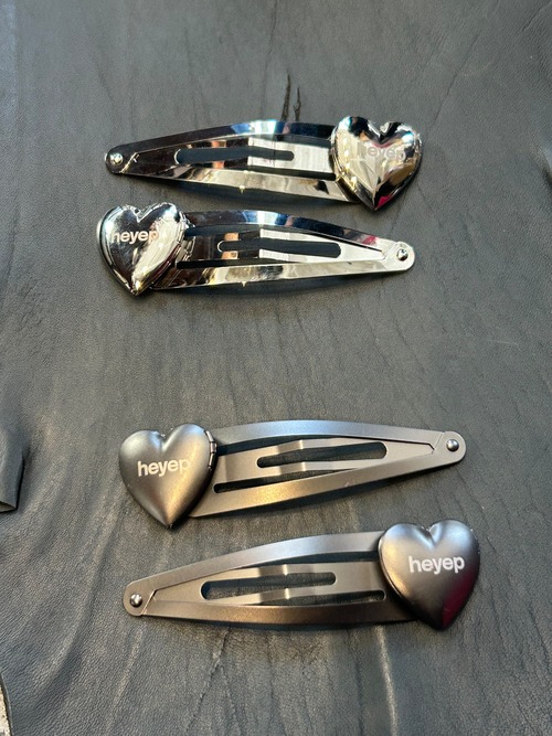 HEYEP  Heart Locket Hair Clips – 2 Piece Set