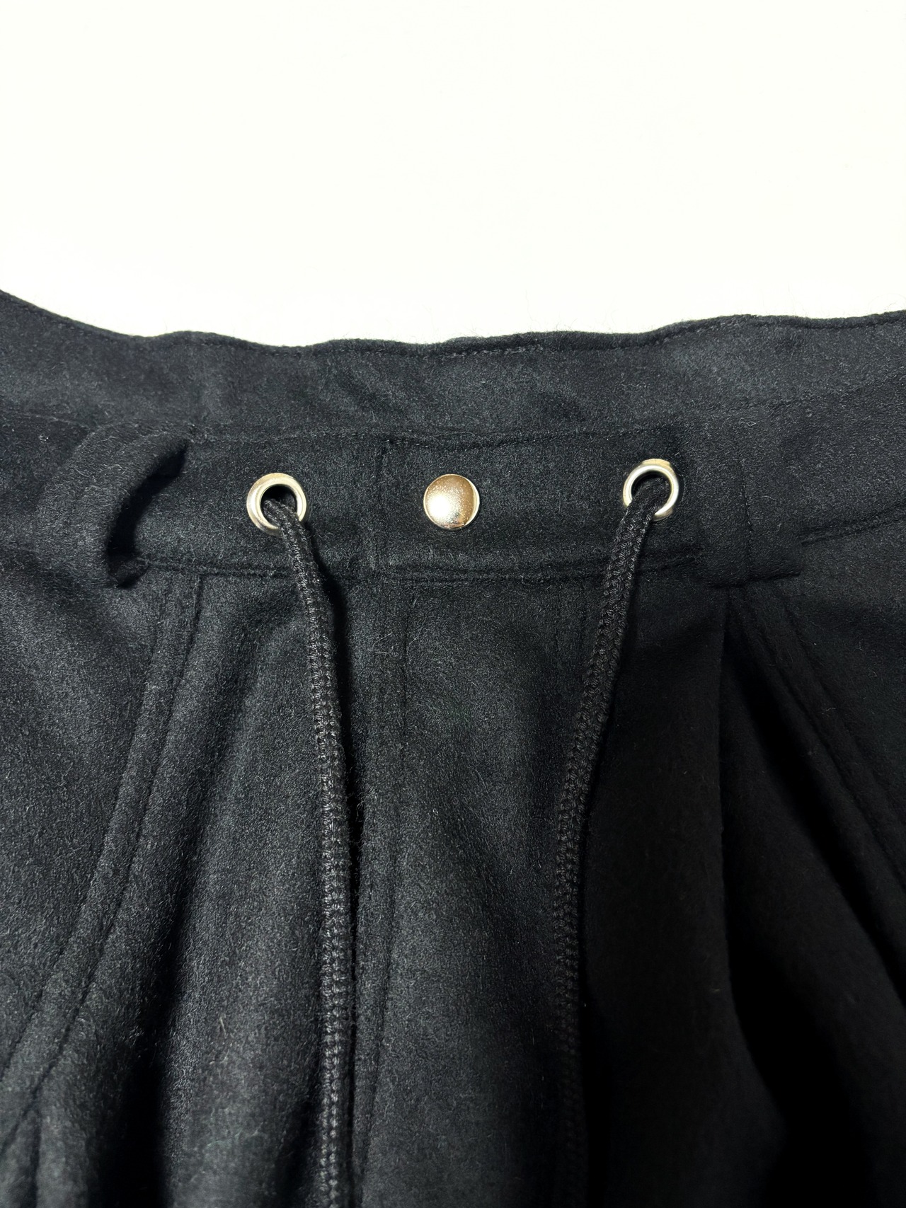 UNFINISHED ウールワイドパンツ25106