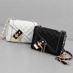 faux leather quilted chain bag / l0697