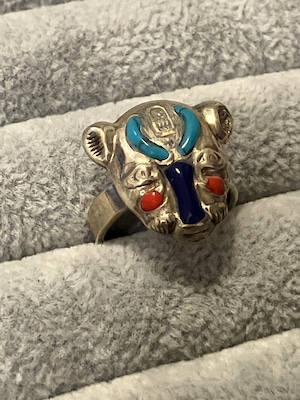 silver ring =animal leopard