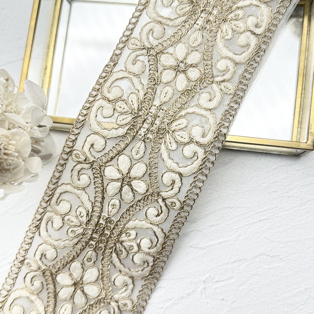 ホワイト | インド刺繍リボン専門店Rino Ribbon