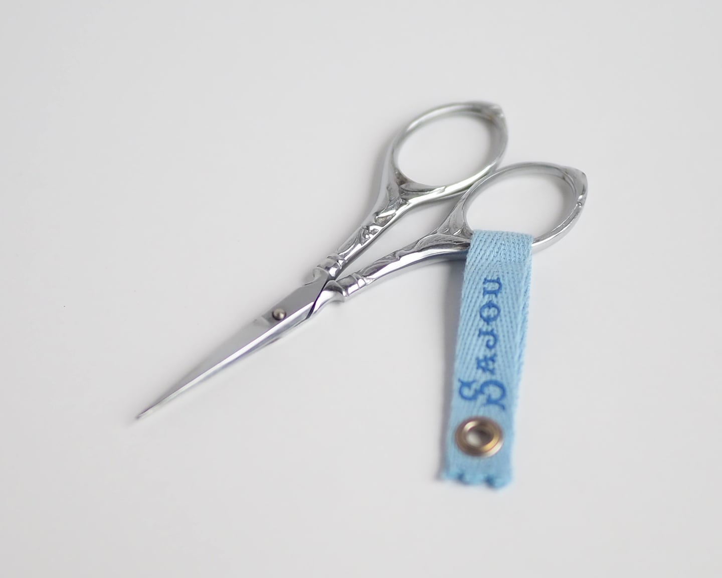 Maison SAJOU｜刺繍ハサミ -クジャクのモチーフ- | LA COET