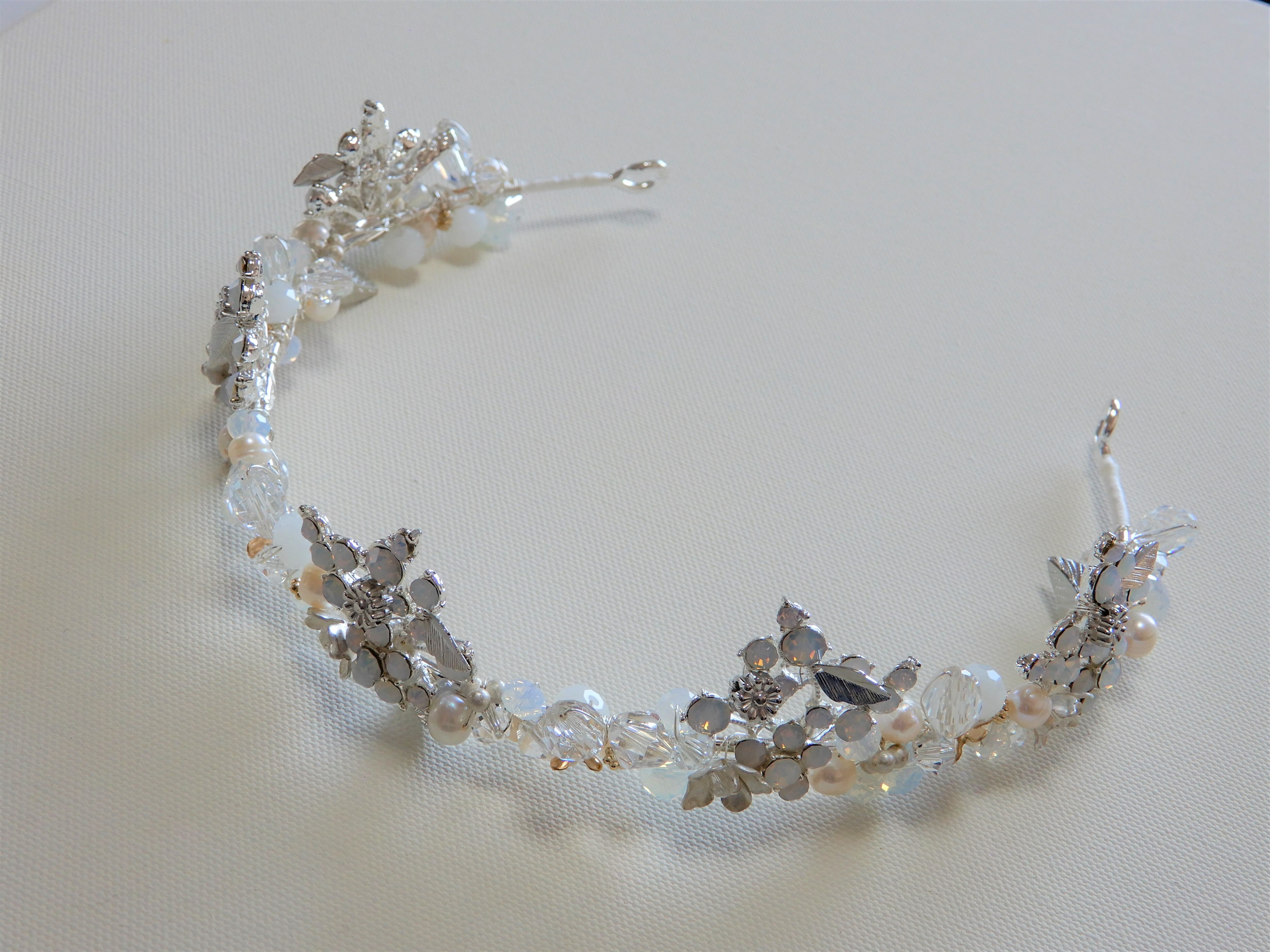 ★ティアラ★ Victoria キュービックジルコニア ブライダルティアラ 1023