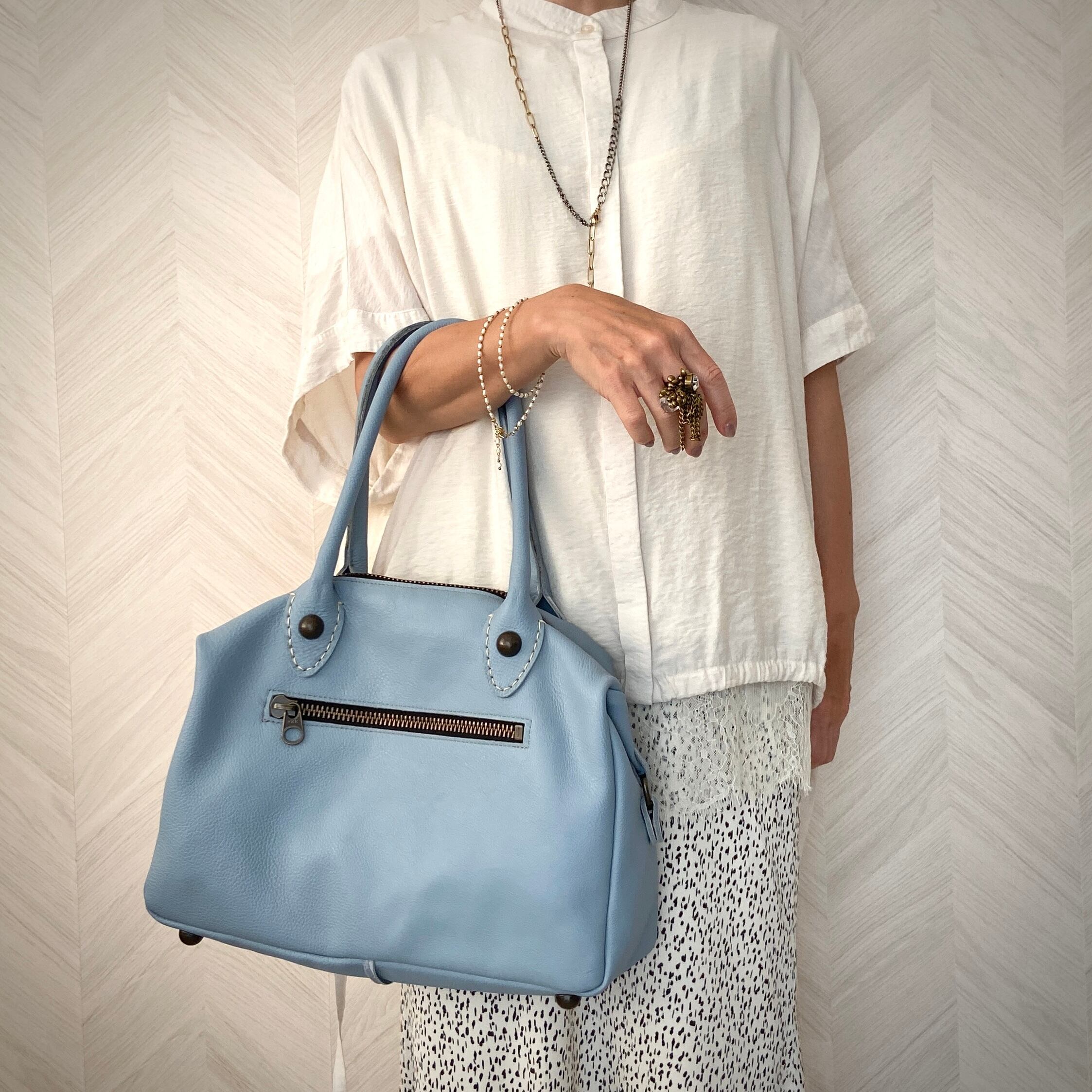 【1点もの】牛革&内側スカーフボストンバッグ*サックスブルー*A4サイズ