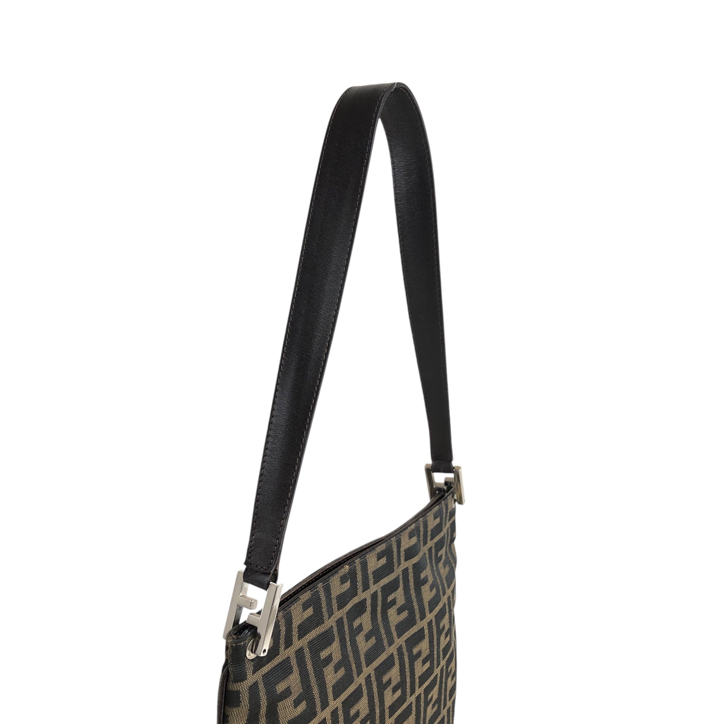 FENDI フェンディ ズッカ ショルダーバッグ ブラウン キャンバス