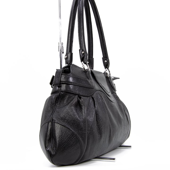 限界価格・送料無料・美品】Ferragamo・フェラガモ・ショルダーバッグ