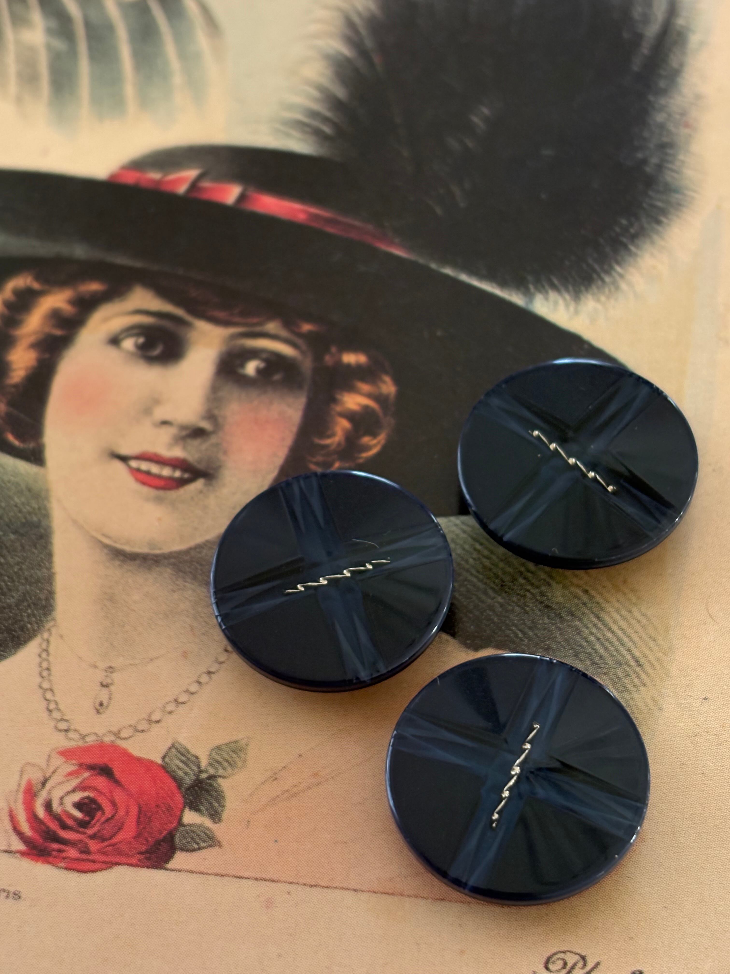 20mm Japanese ヴィンテージボタン ネイビー×ゴールド 樹脂ボタン 昭和レトロ アクセサリーパーツ 装飾材 カルトナージュ