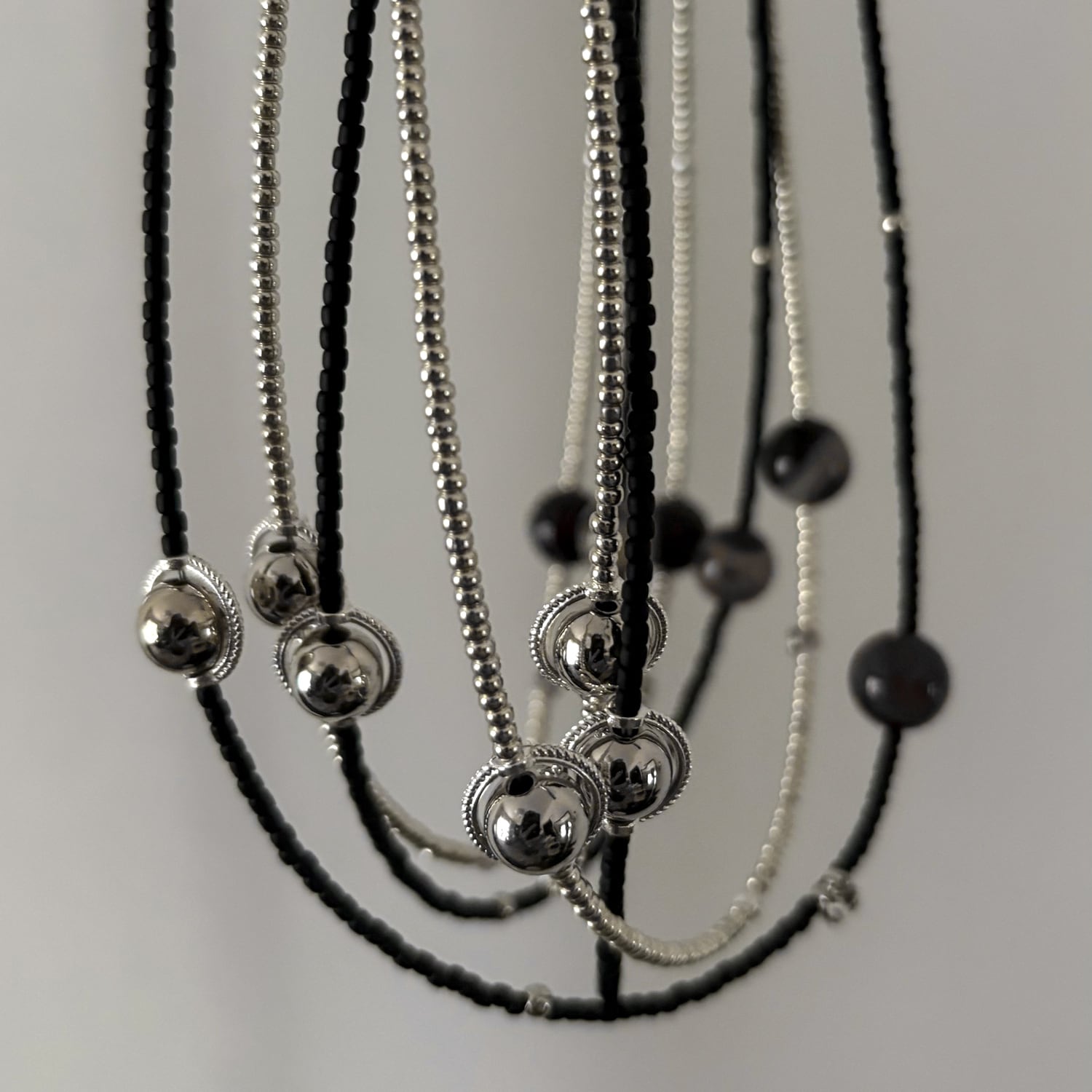 planet necklace (silver)