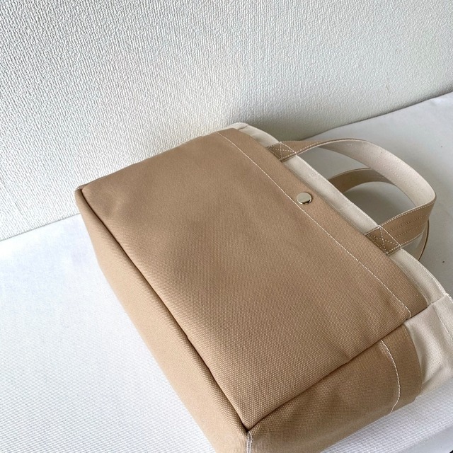 「ボックストート」小サイズ「生成り✕カフェオレ」／アルマダ8号帆布【受注制作】