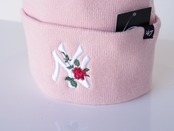 Yankees'47 ニューヨーク ヤンキース CUFF KNIT Thorn ピンク butterfly