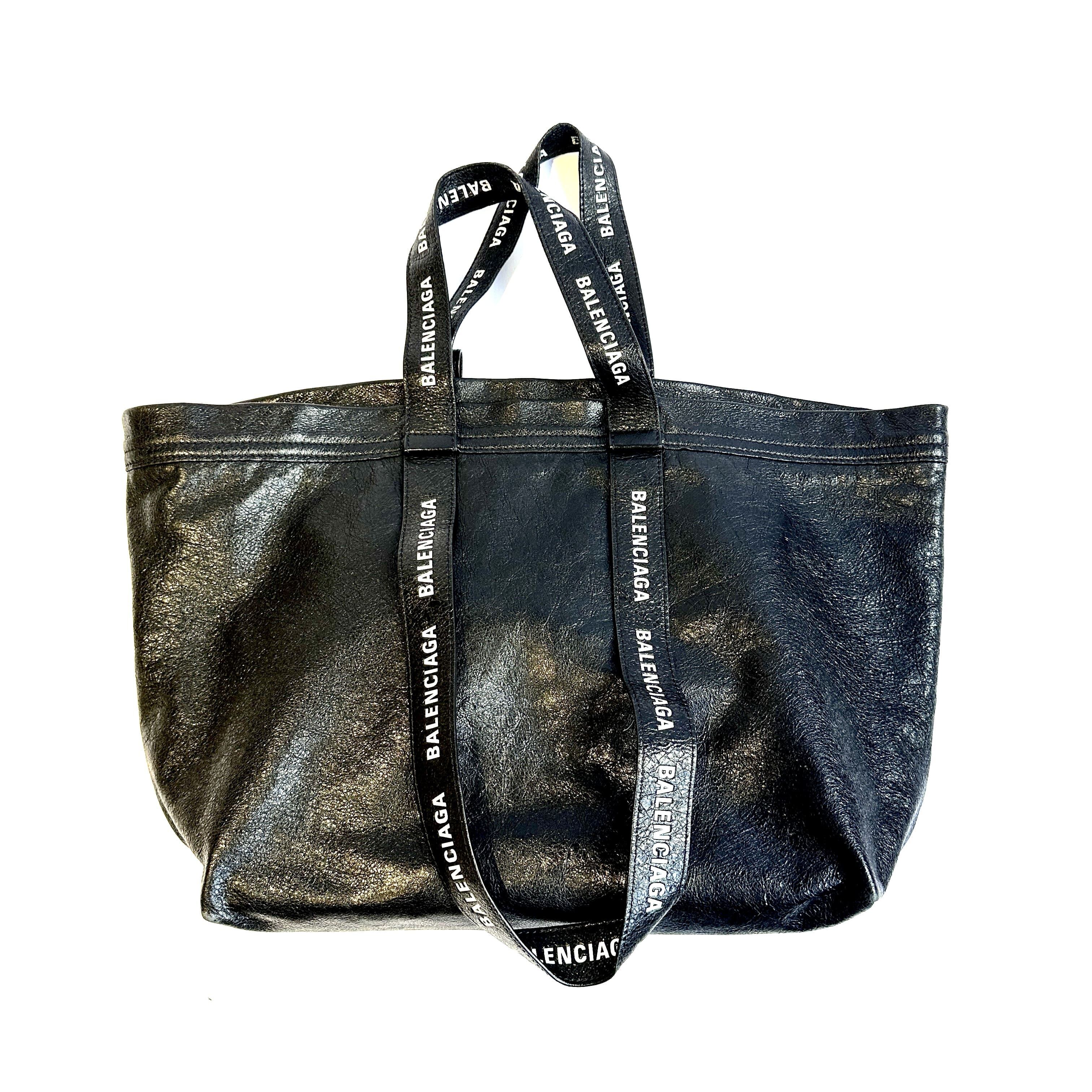 バレンシアガ トラベラーシティ バックパック ブラック 298114・1000