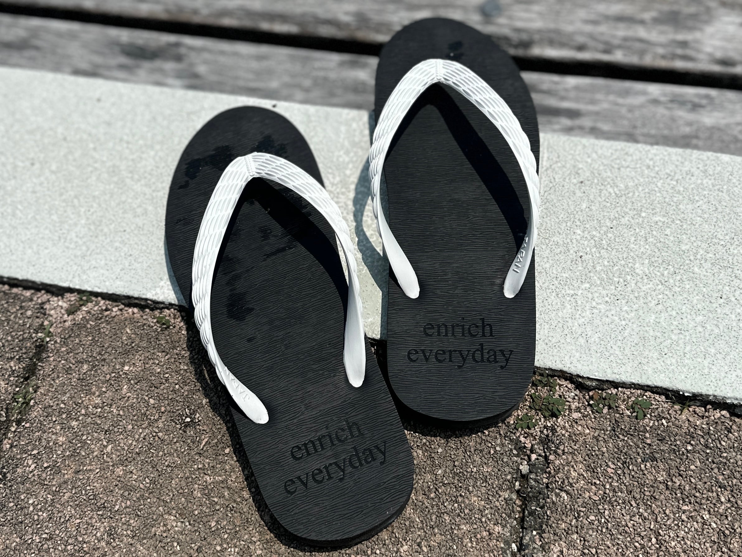 受注生産:11月中旬以降お届け予定)everyday sandal/エブリデイ ビーチサンダル(5色展開)天然ゴム:生分解性