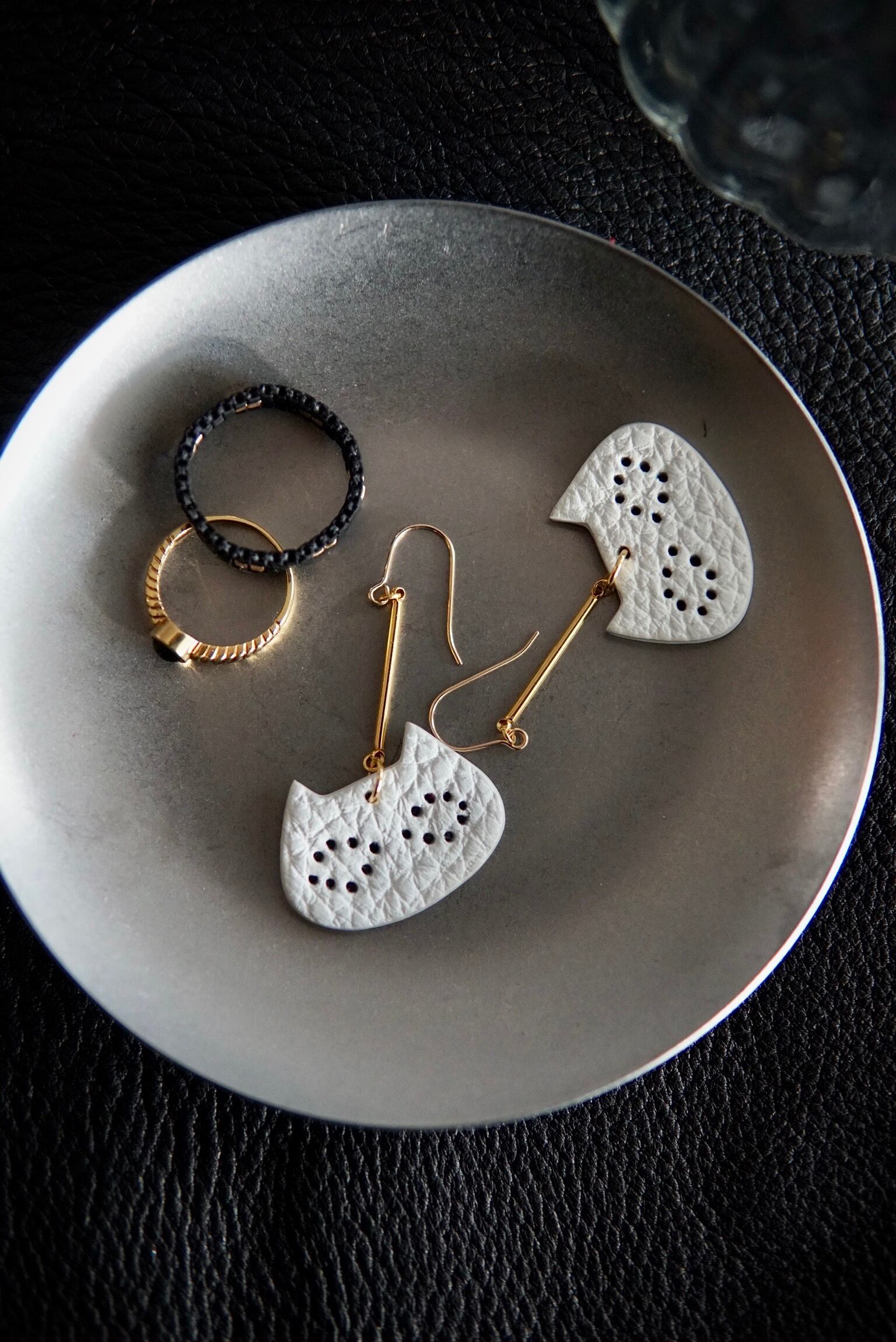 ミトオシのよいネコ（14kgf レギュラー WHITE）