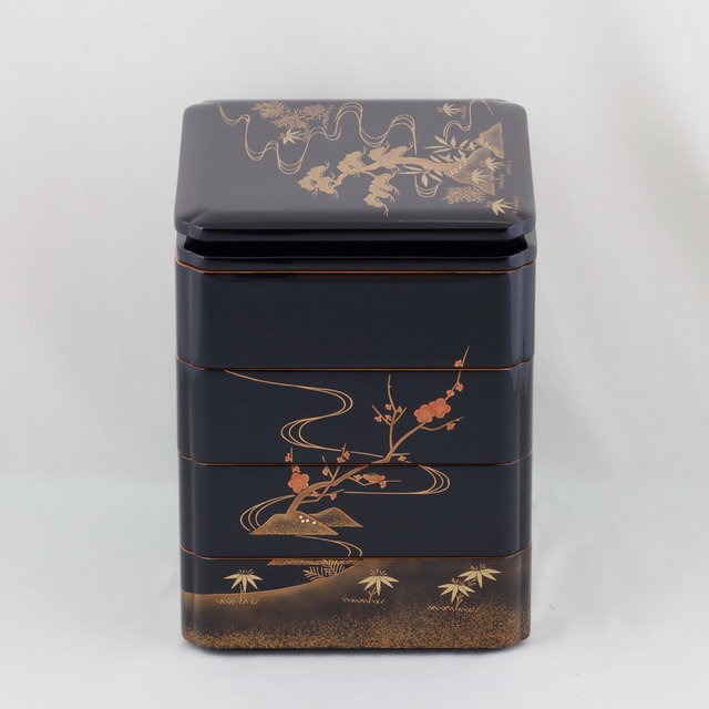 2151 輪島塗　四段重／6.5入隅形／黒内朱塗／松竹梅春秋蒔絵