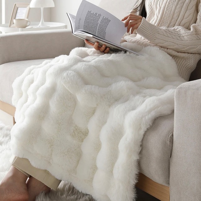 ラビットファー調ポコポコ洗えるふわとろブレンケット