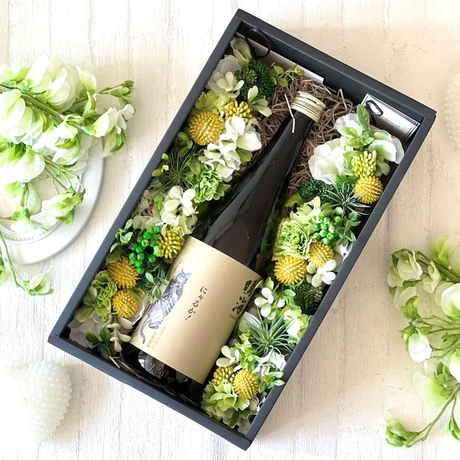 選べる！日本酒&アーティフィシャルフラワーボックス | 日本酒・地酒