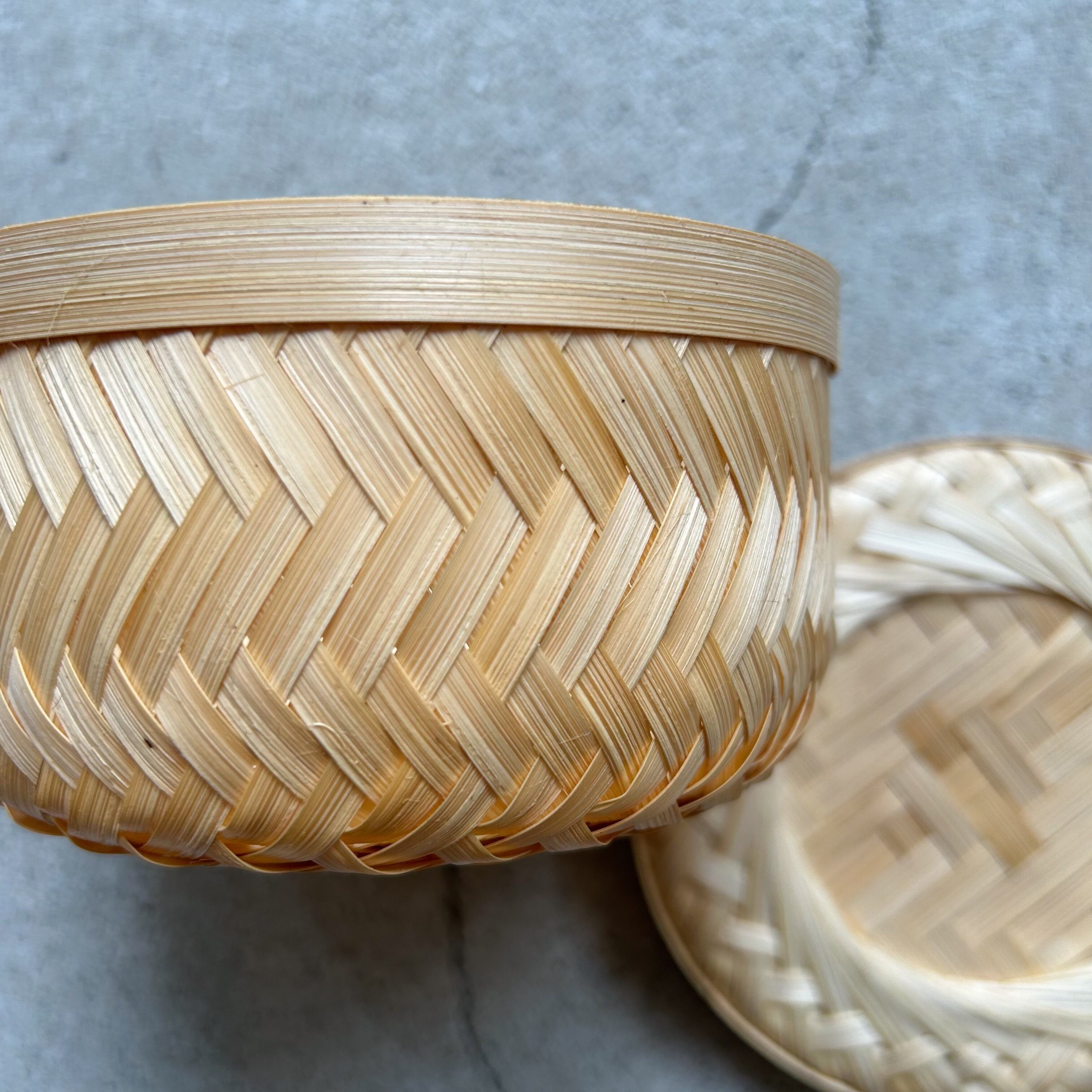 台湾製 蓋付きの丸いかご(小) | tsuyukusa store