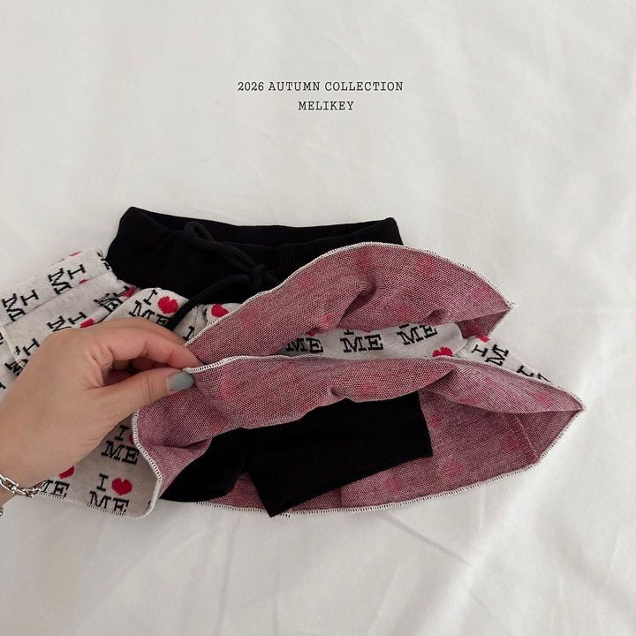 韓国子供服 / 26Autumn / 〖取寄〗Melikey /カンカンラブミースカート / 女子服 *XS~JM*