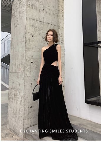 豪華！ イブニングドレス 黒 高級ベロア 優雅なシルエット パーティドレス | David1021k Dress powered by BASE