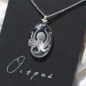 【手彫り】インタリオペンダント／チョーカー〈タコ〉