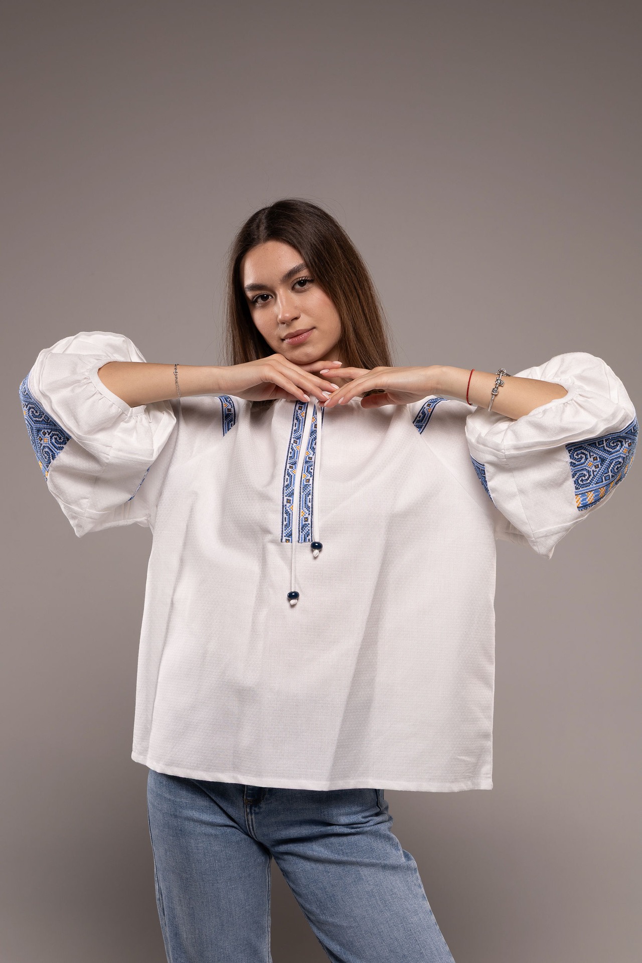 ウクライナ刺繍ヴィシヴァンカ　手刺繍　レディース・フリーサイズ - 12